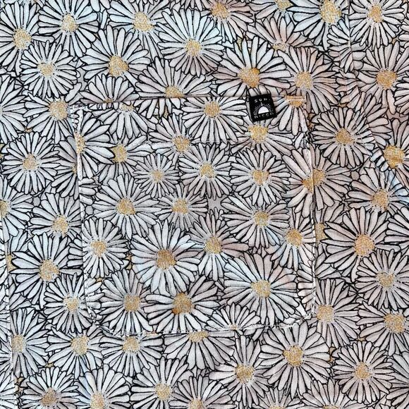 Sun Diego Men's Cream Floral Allover Print Short Sleeve Button Down Shirt Medium - Picture 2 of 6